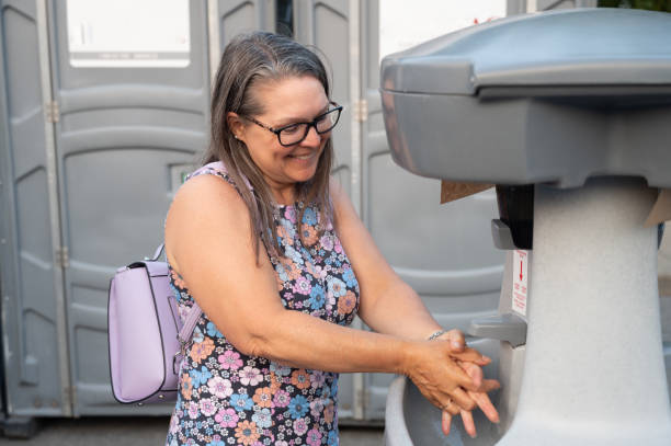 Best Luxury portable toilet rental  in Hanover, IN